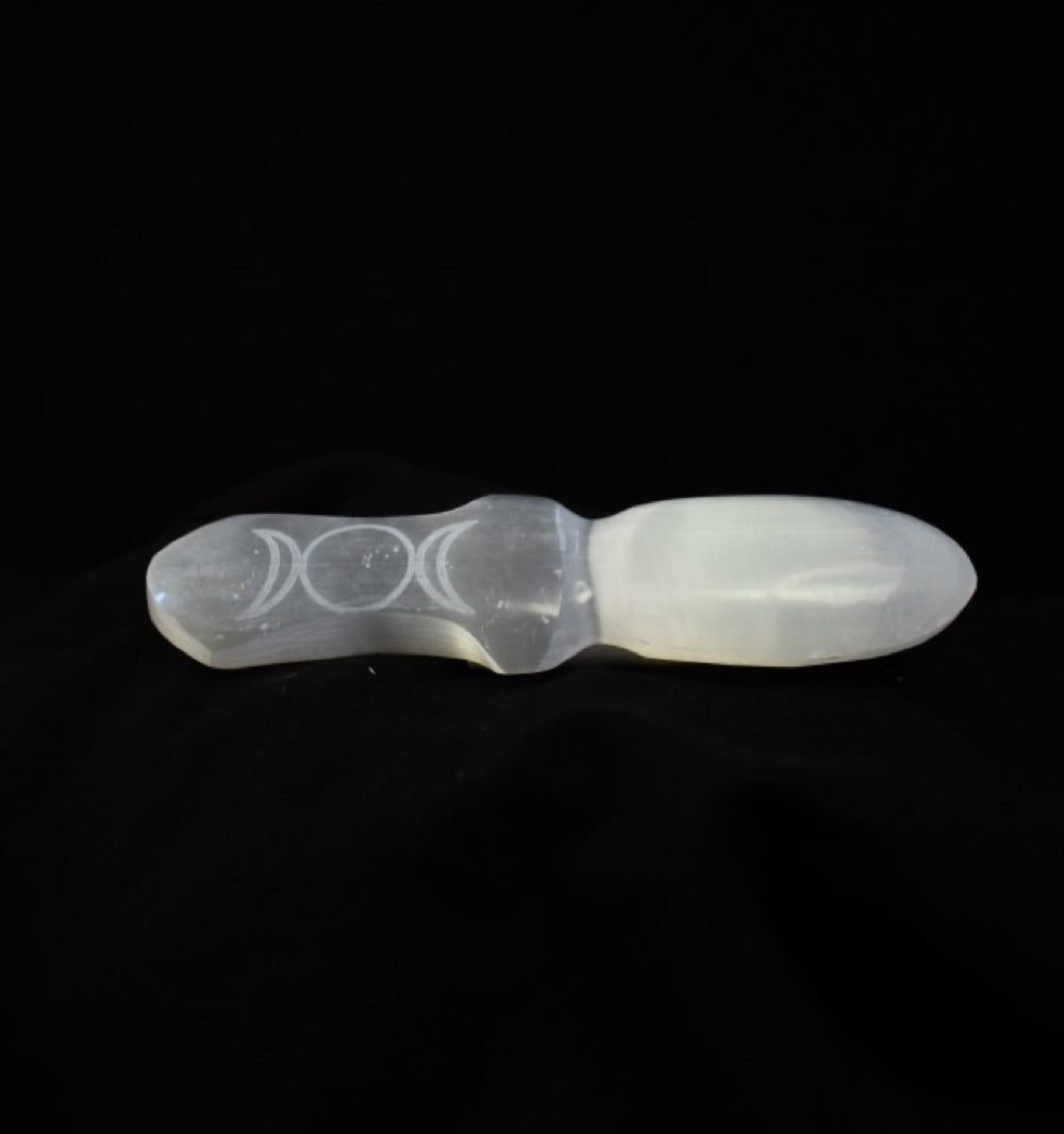 Selenite Atheme: Triple Moon