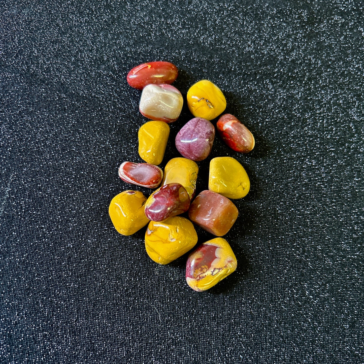 Mookaite Jasper: Tumbled 1/2"-1'