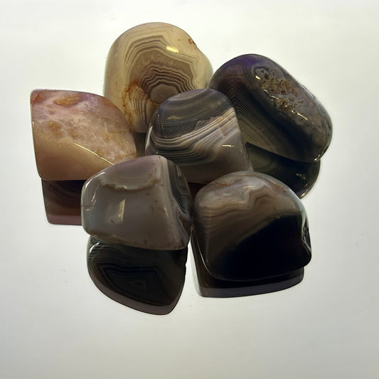 Botswana Agate: Tumbnled 1/2"-1"