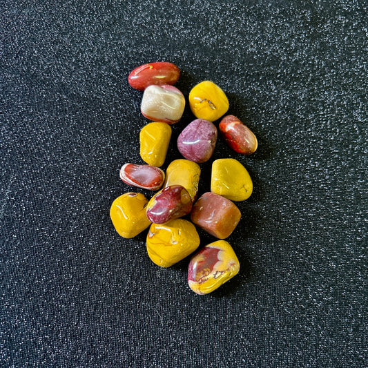 Mookaite Jasper: Tumbled 1/2"-1'