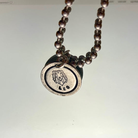 Zodiac Necklace: Chonky Pictoral Leo